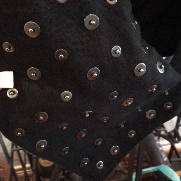 MODERN BUTTON VEST. Black. Size XS. - Picture 3 of 6